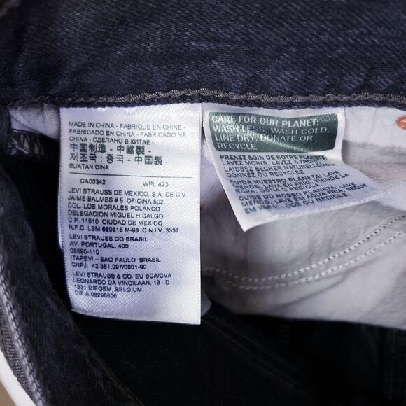 Levi’s Wedgie Jeans Shorts High Waist Cotton Frayed Hem Studs Black Wash Size 27 - Picture 8 of 10